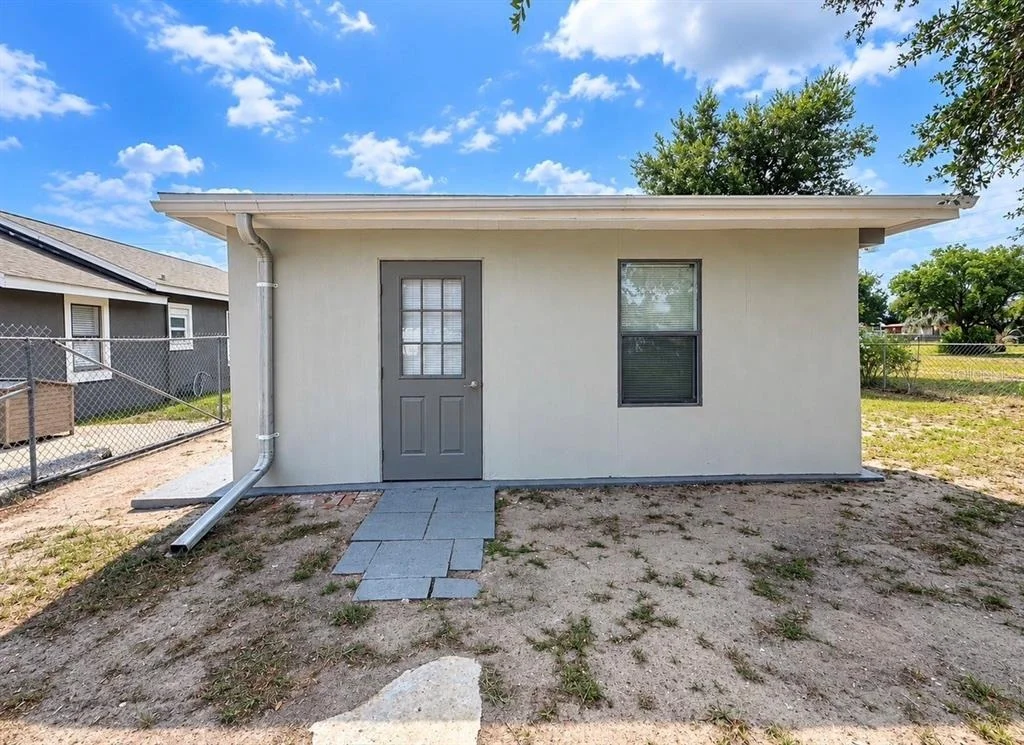 Photo of 640 N 8TH STREET