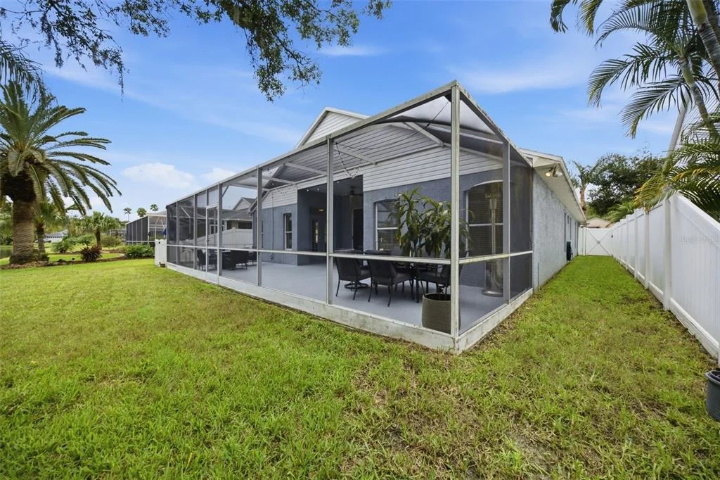 Photo of 416 CYPRESS VIEW DRIVE