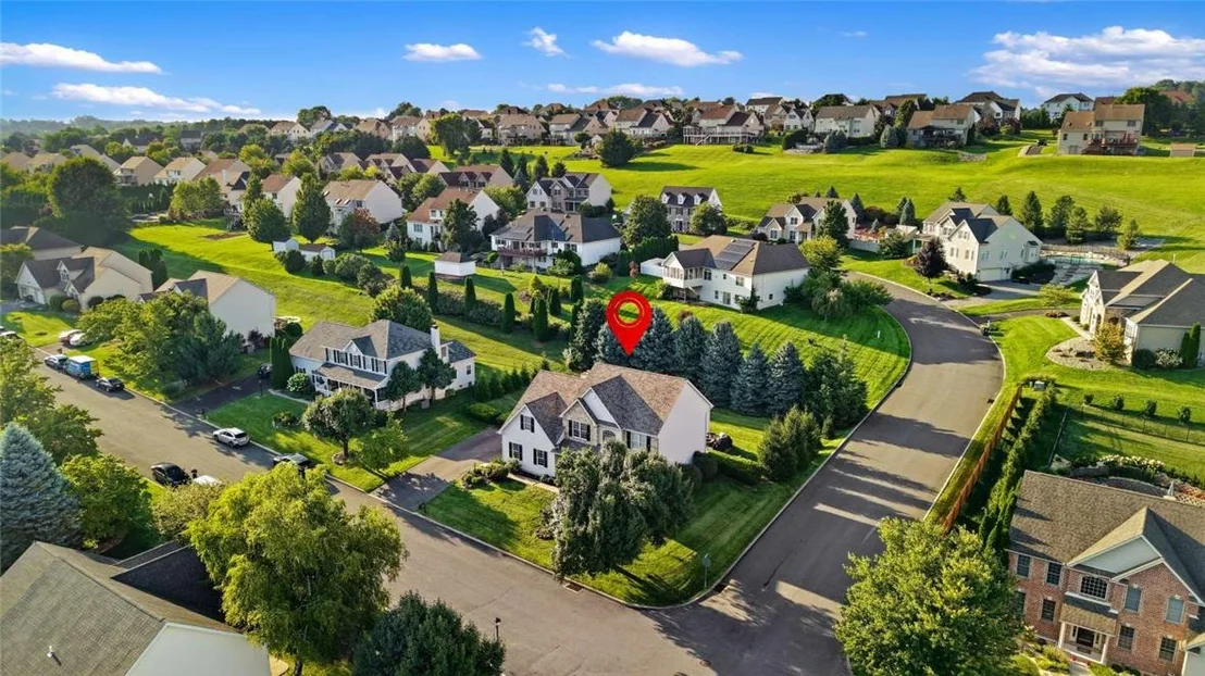 Photo of 521 Deerfield Drive