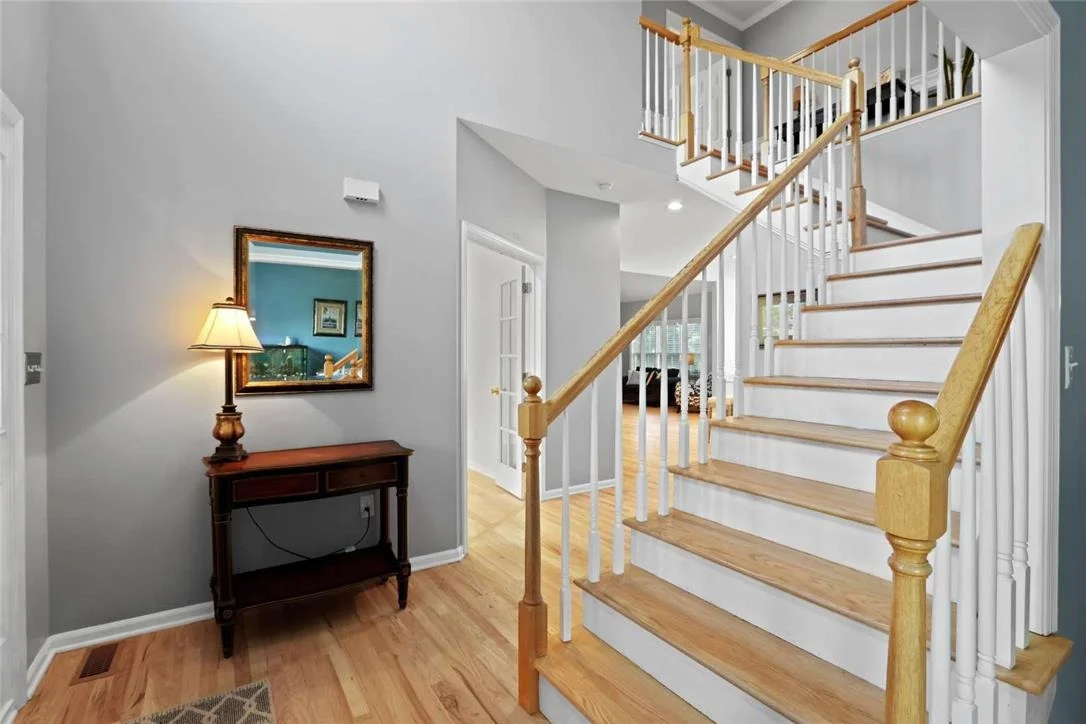 Photo of 521 Deerfield Drive