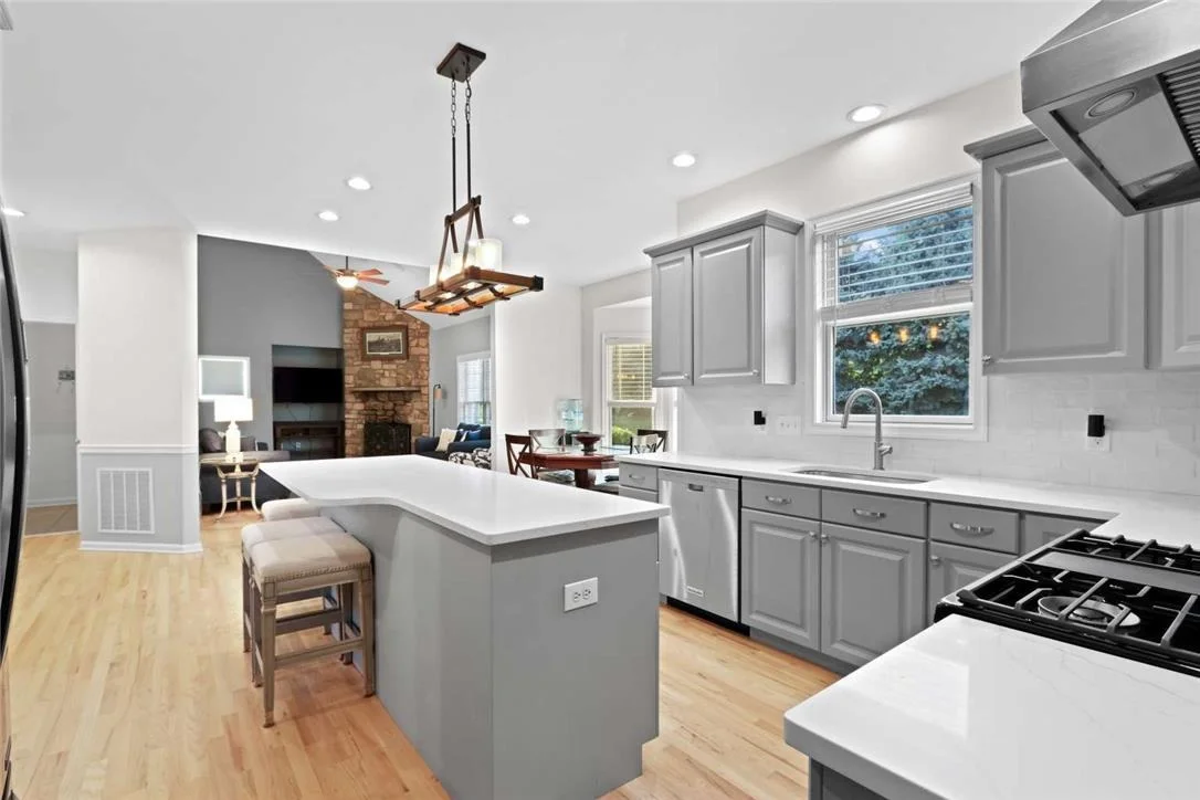 Photo of 521 Deerfield Drive