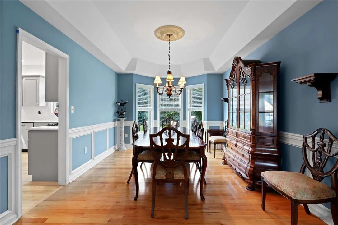 Photo of 521 Deerfield Drive