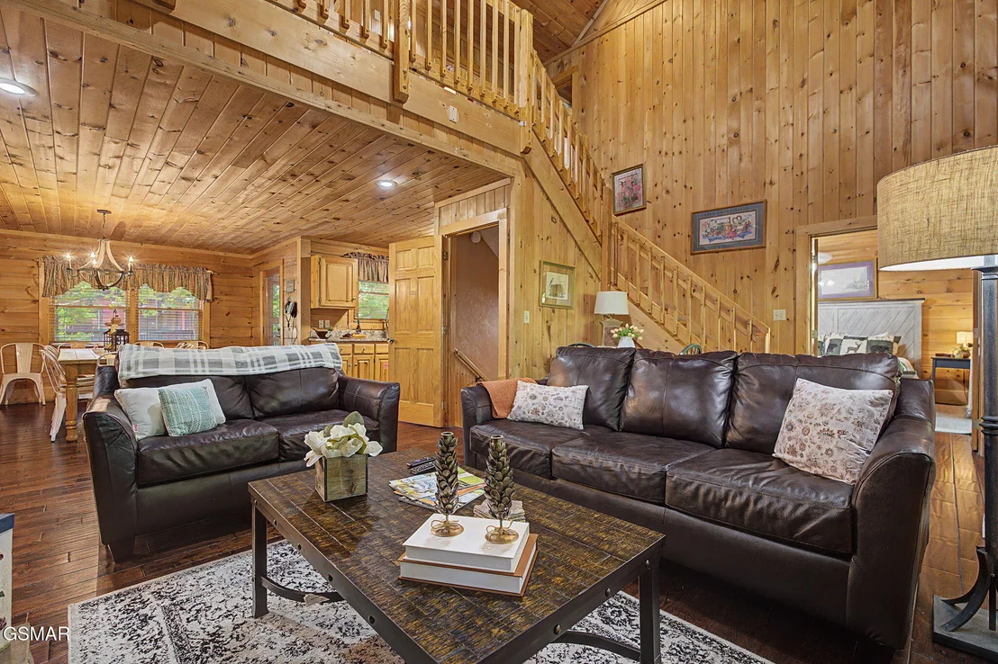Photo of 852 Bear Run Way