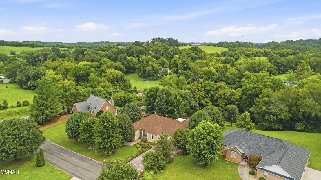 Photo of 2070 James Road