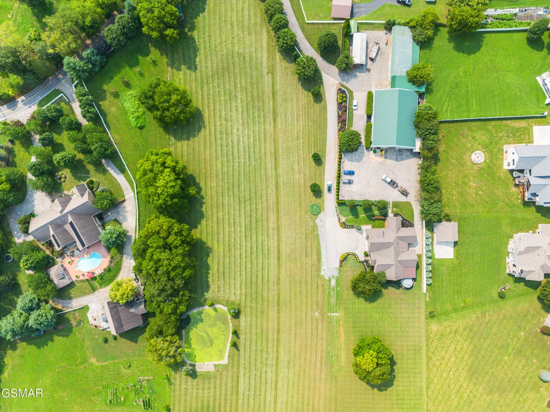 Photo of 2399 McCleary Road