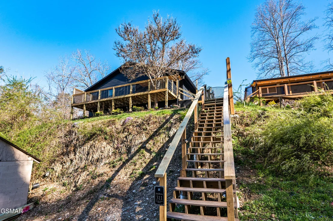 Photo of 311 Indian Knob Circle