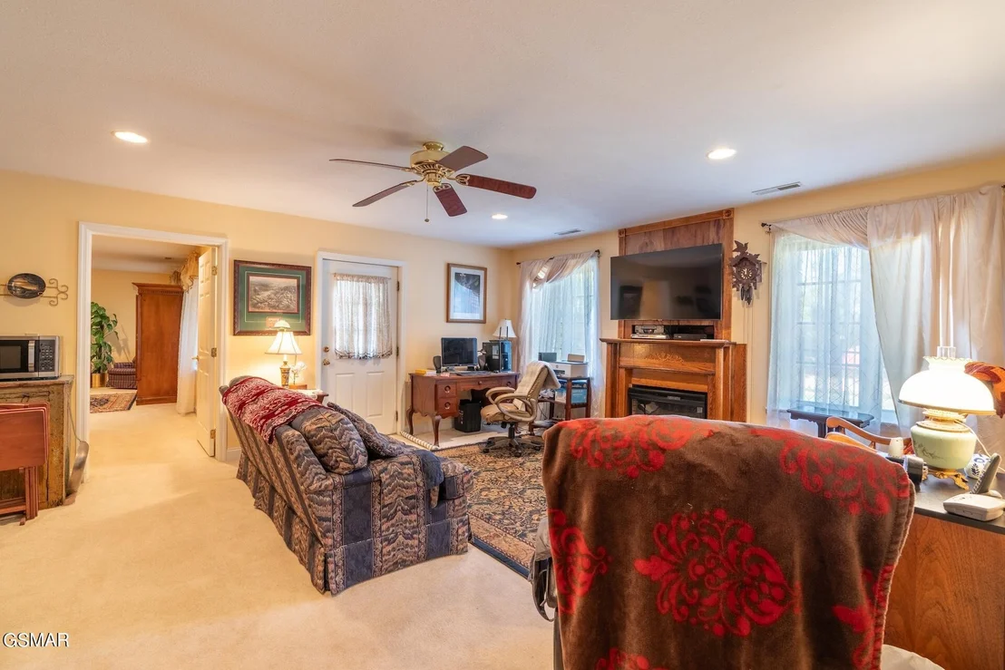 Photo of 3130 Kulpan Way