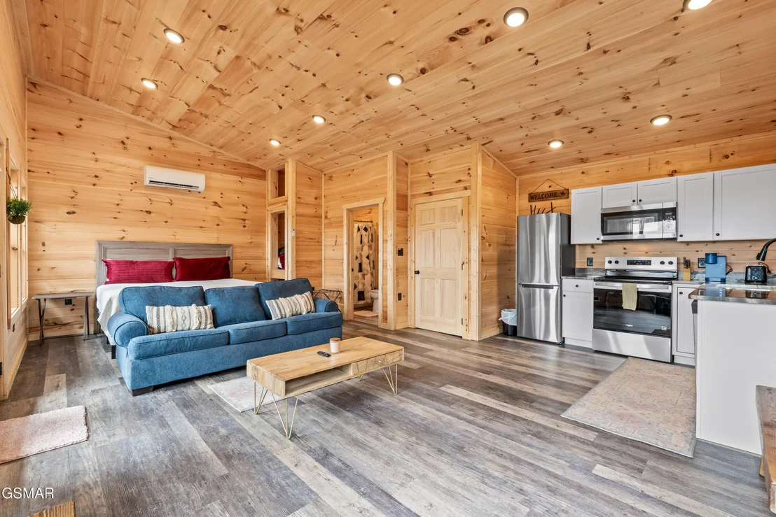 Photo of 2122&2128 Bluff Mountain Road