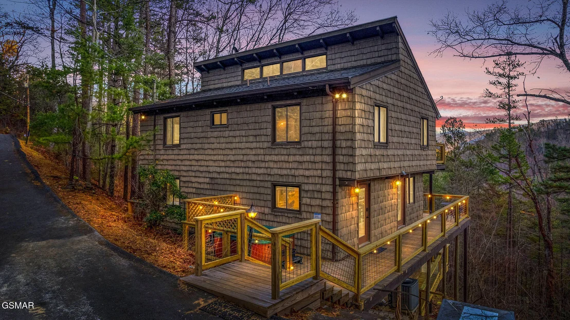 Photo of 2758 Overholt Trail