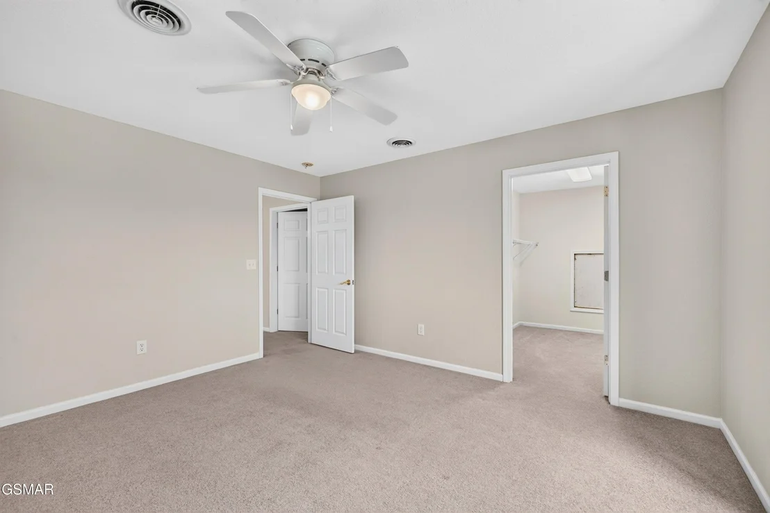 Photo of 219 Sullivan Pointe