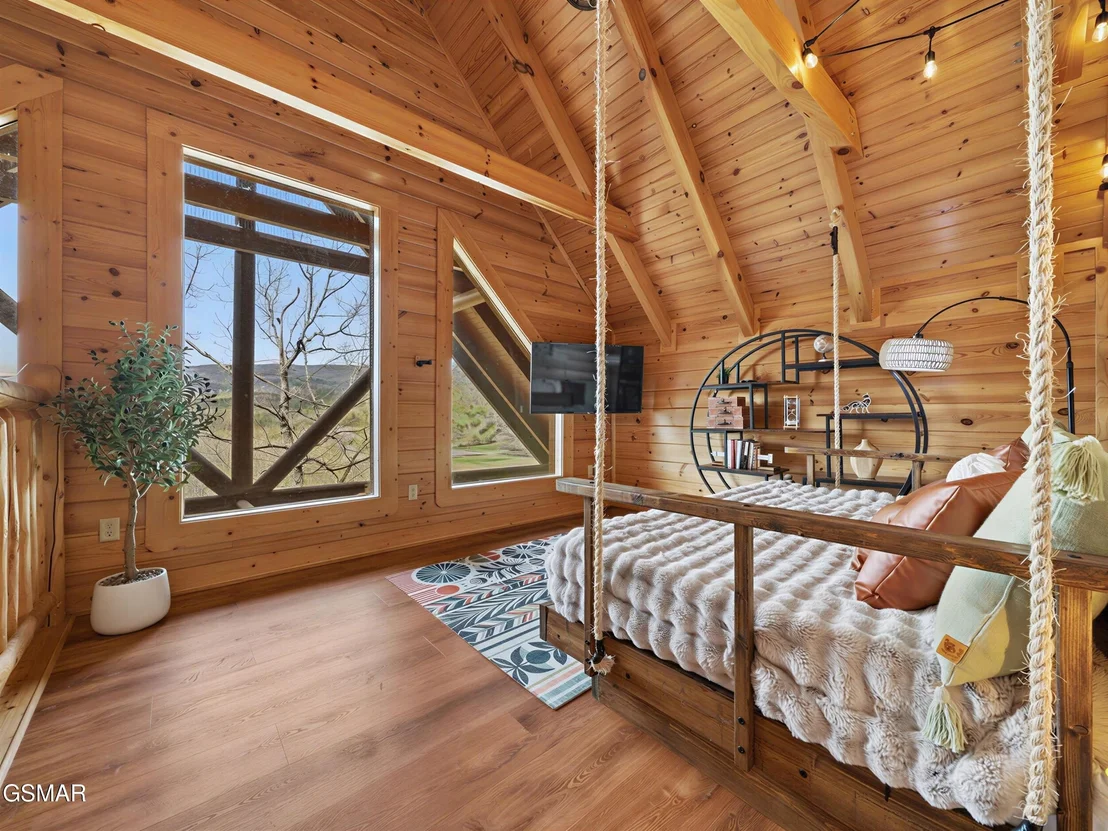 Photo of 1723 Summit View Way