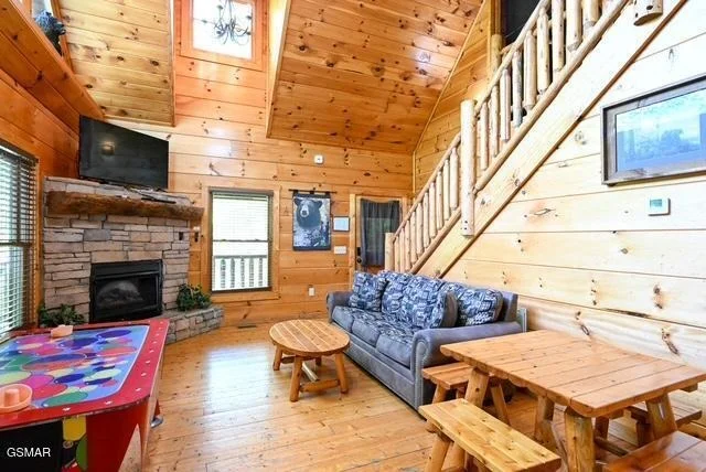 Photo of 1920 Buckeye View Way