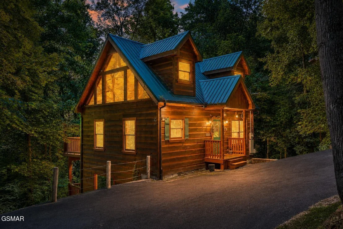 Photo of 2408 Balsam Circle