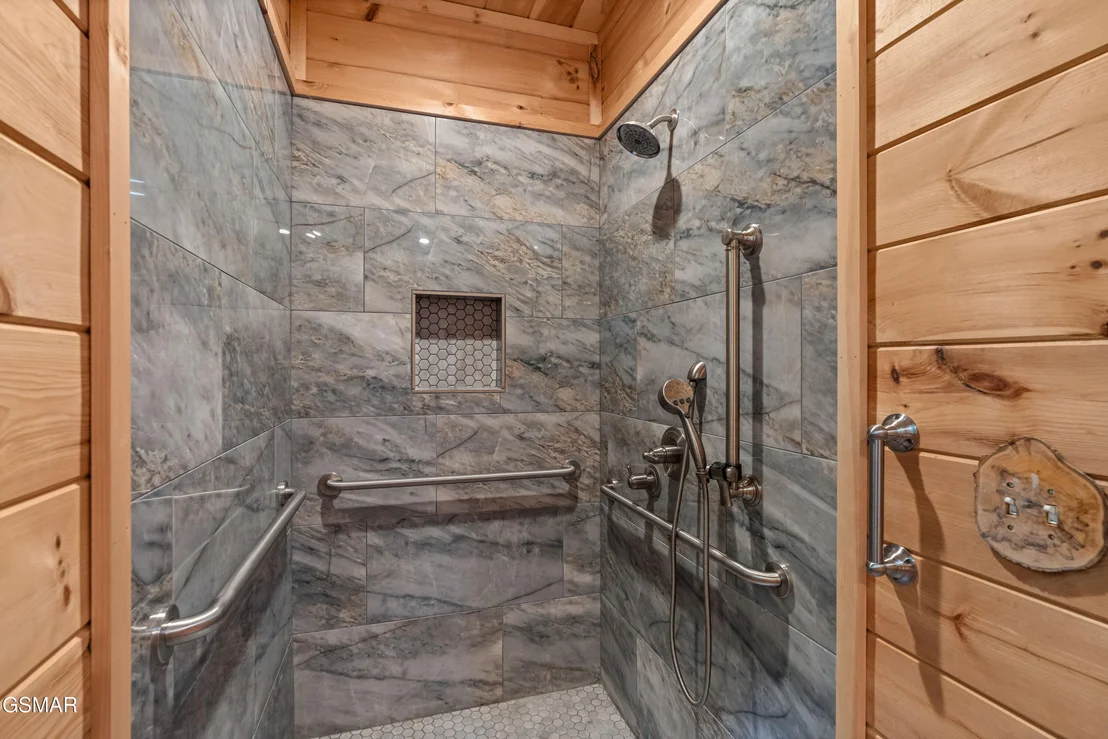 Photo of 3851 Mistletoe Loop