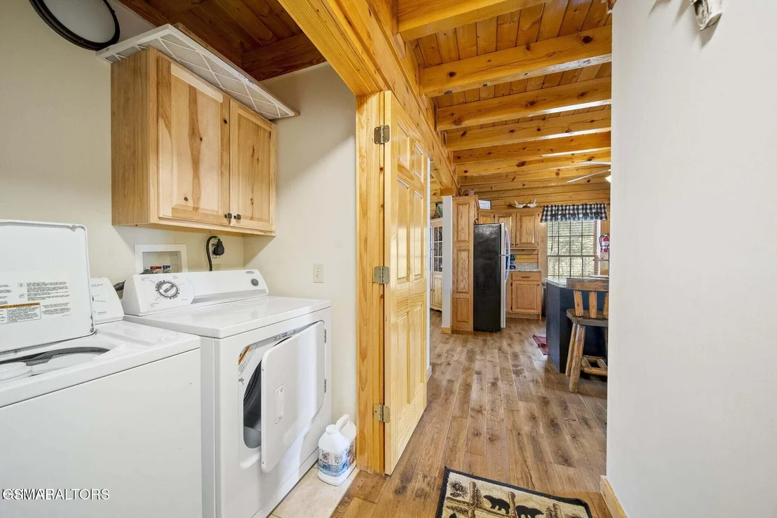Photo of 2023 Piney Overlook Lane