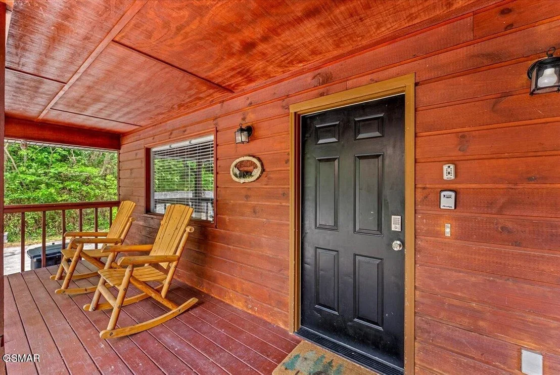 Photo of 1463 Red Cedar Lane