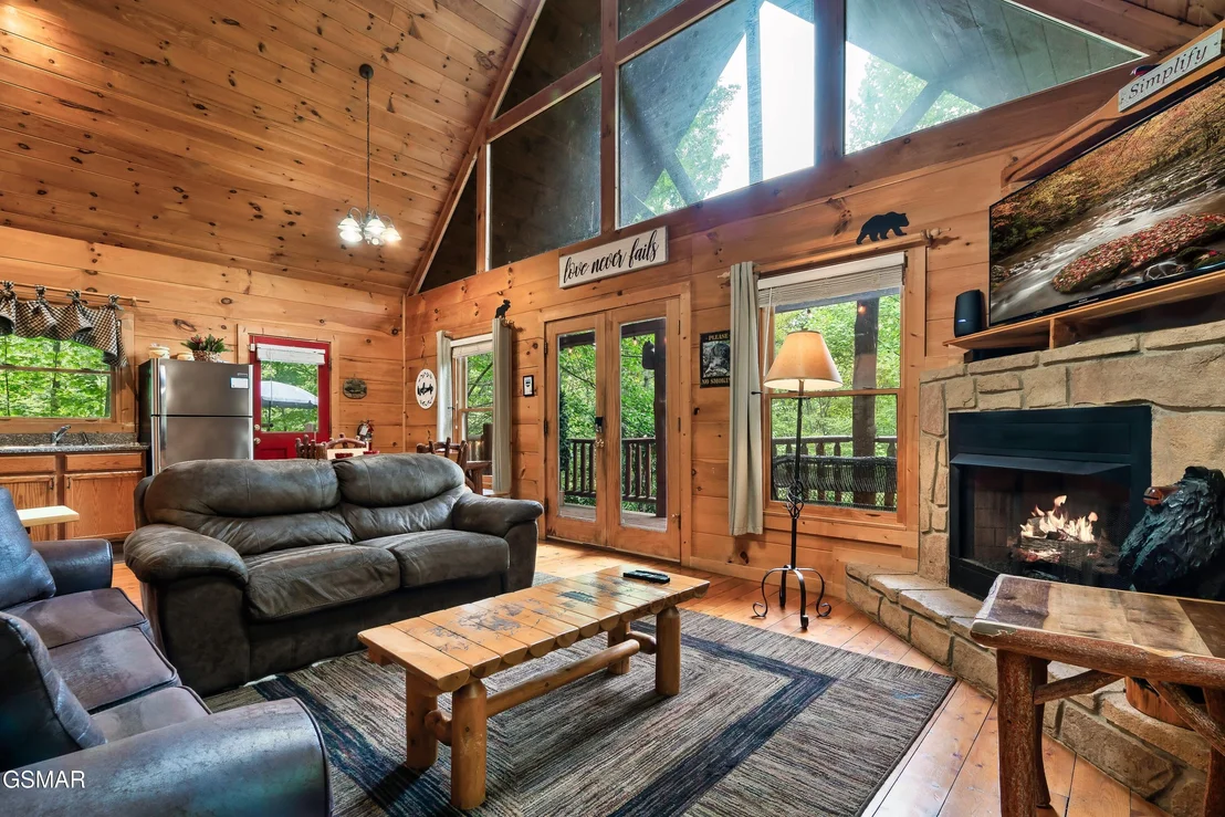 Photo of 2475 E View Drive