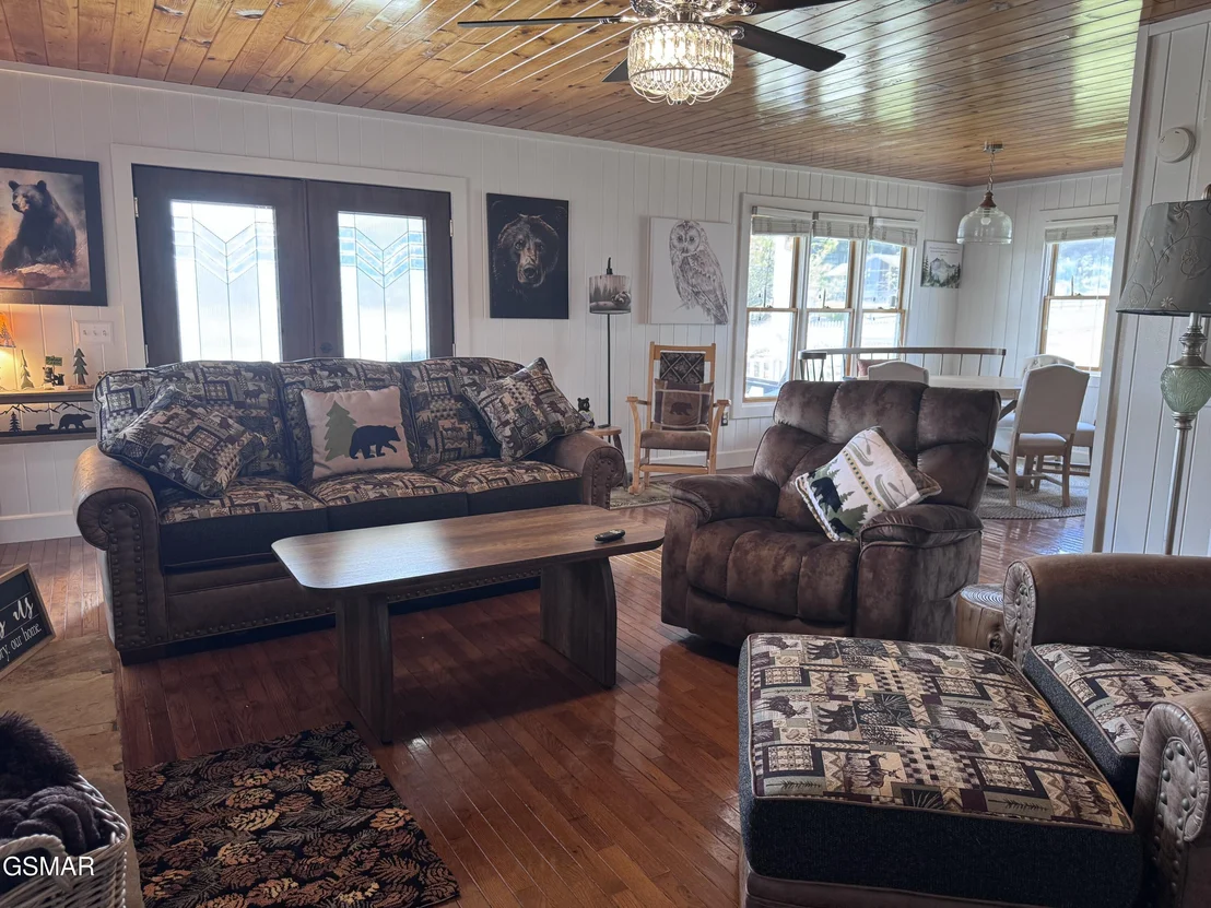 Photo of 424 Country Path Way
