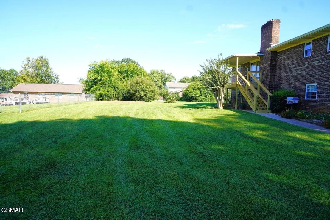 Photo of 633 Shaver Drive