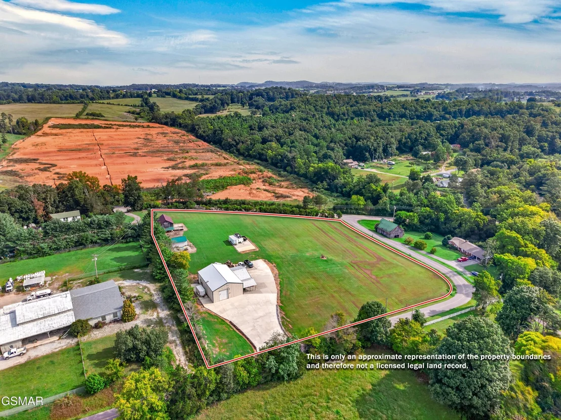 Photo of 428 Shrader Road