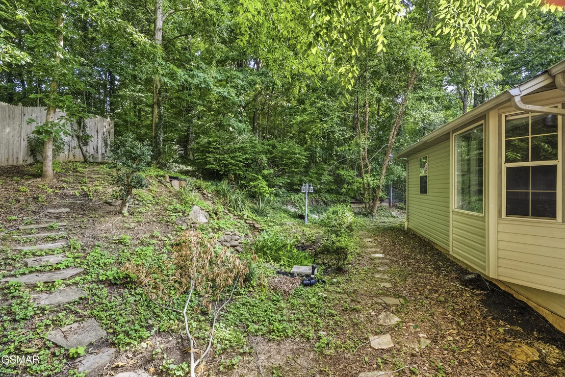 Photo of 716 Whippoorwill Circle