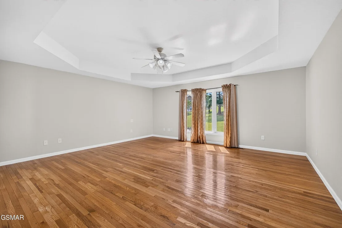 Photo of 219 Sullivan Pointe