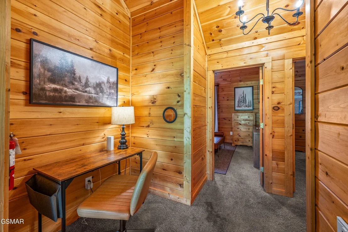 Photo of 737 Chickasaw Gap Way