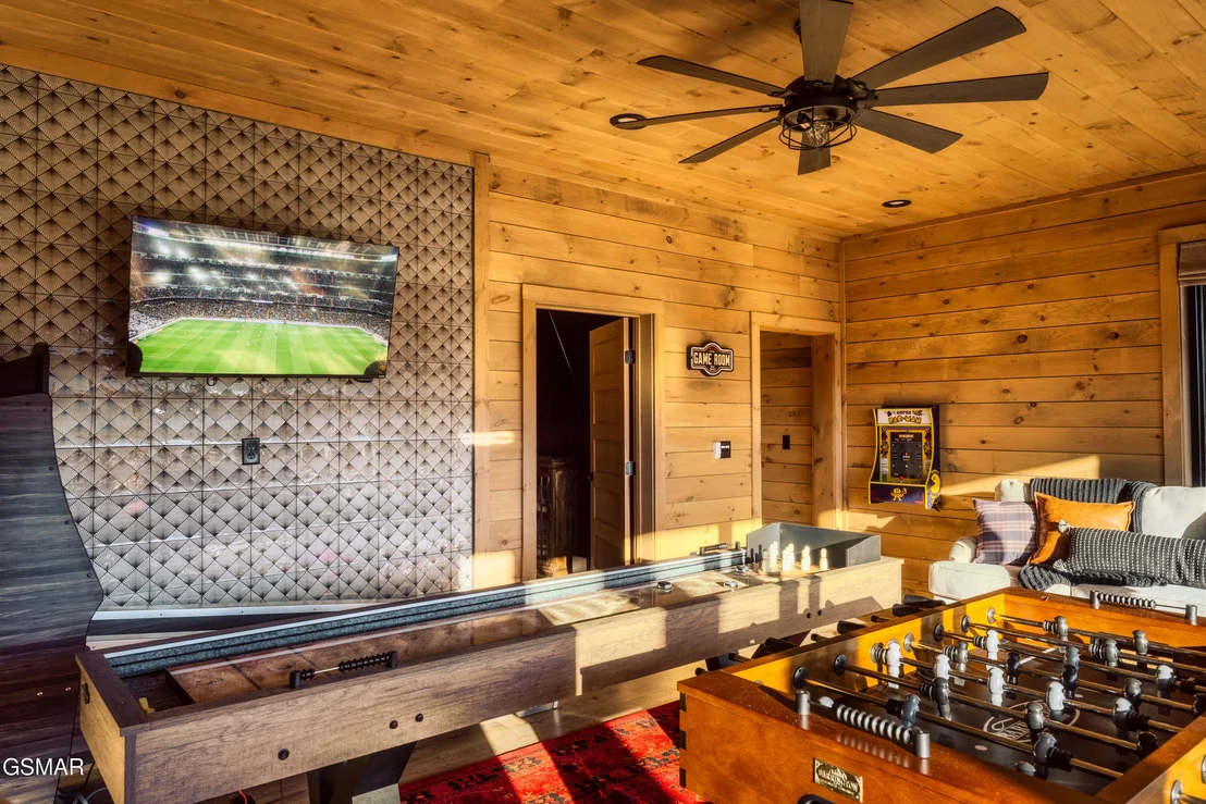Photo of 2665 Cloud View Drive