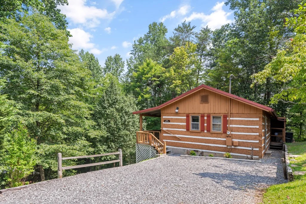 Photo of 1650 Ridgecrest Drive