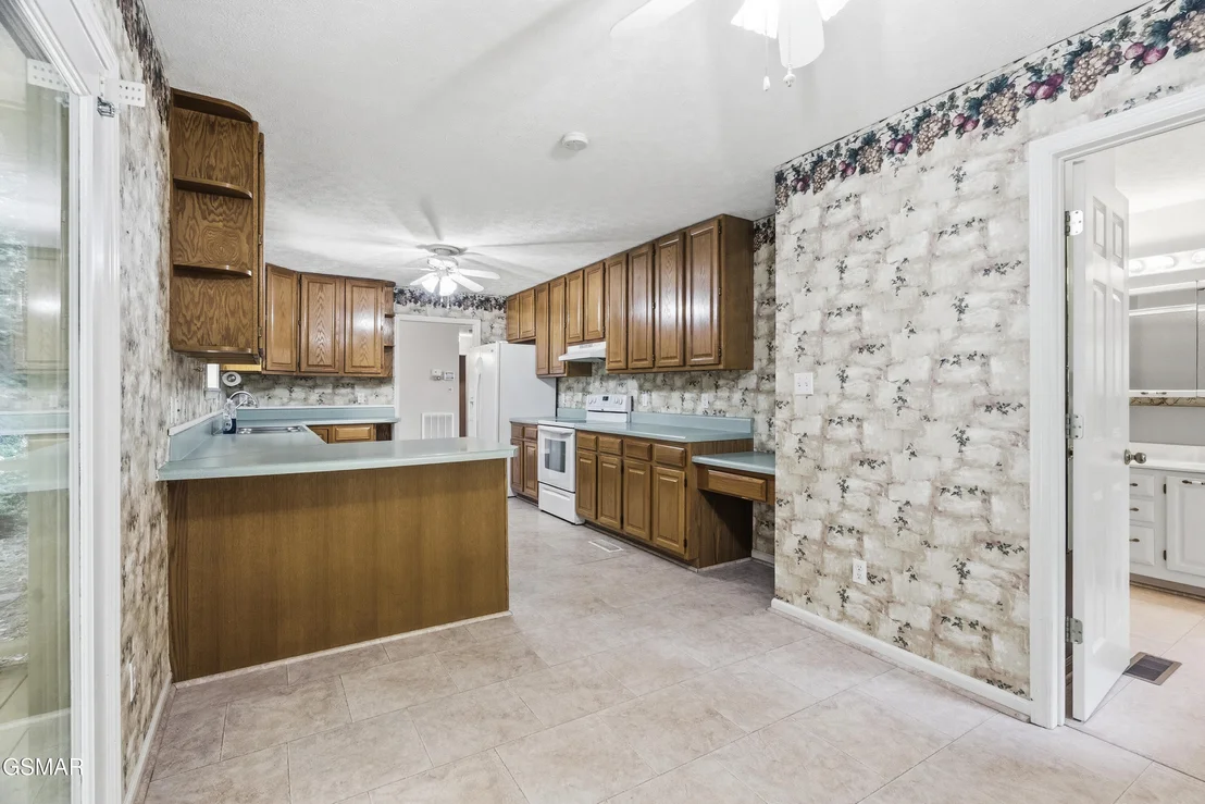 Photo of 716 Whippoorwill Circle