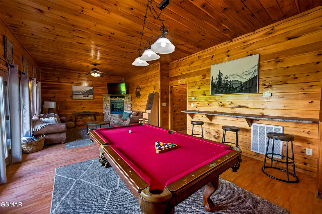 Photo of 2428 Breezy Road