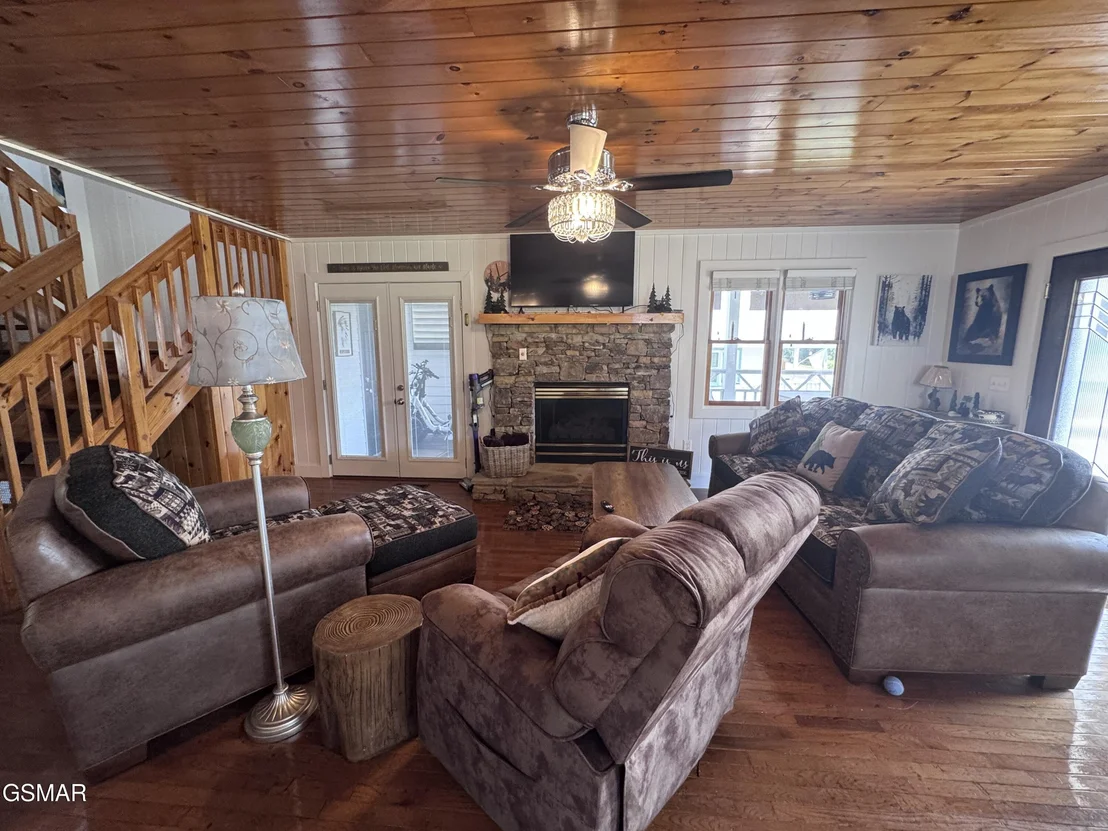 Photo of 424 Country Path Way
