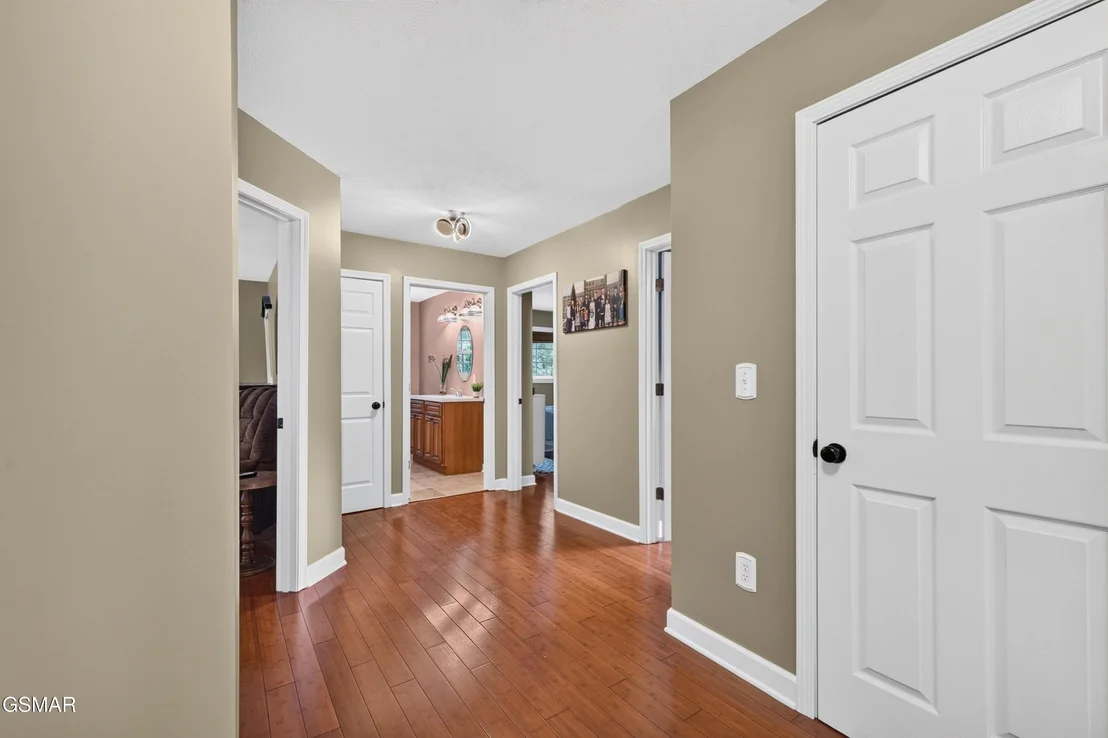 Photo of 917 Crickett Drive