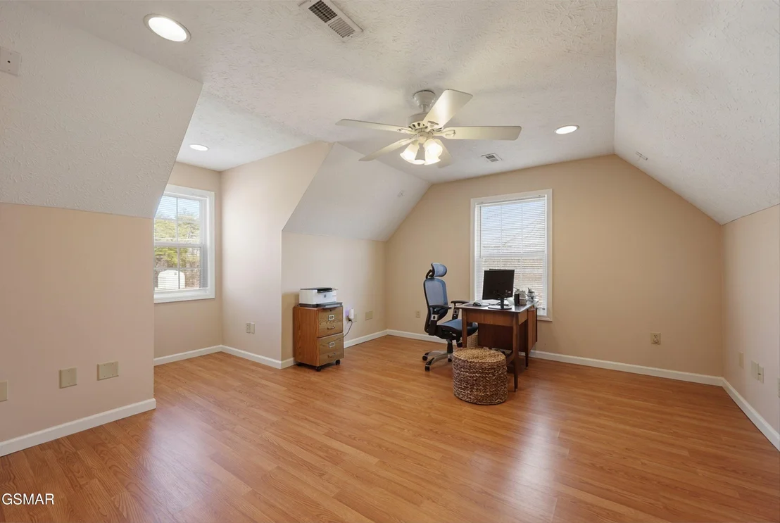 Photo of 401 Klondike Circle