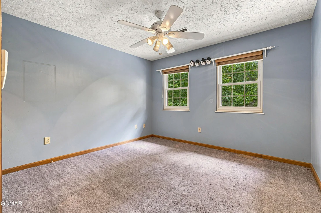 Photo of 2459 Amanda Lane