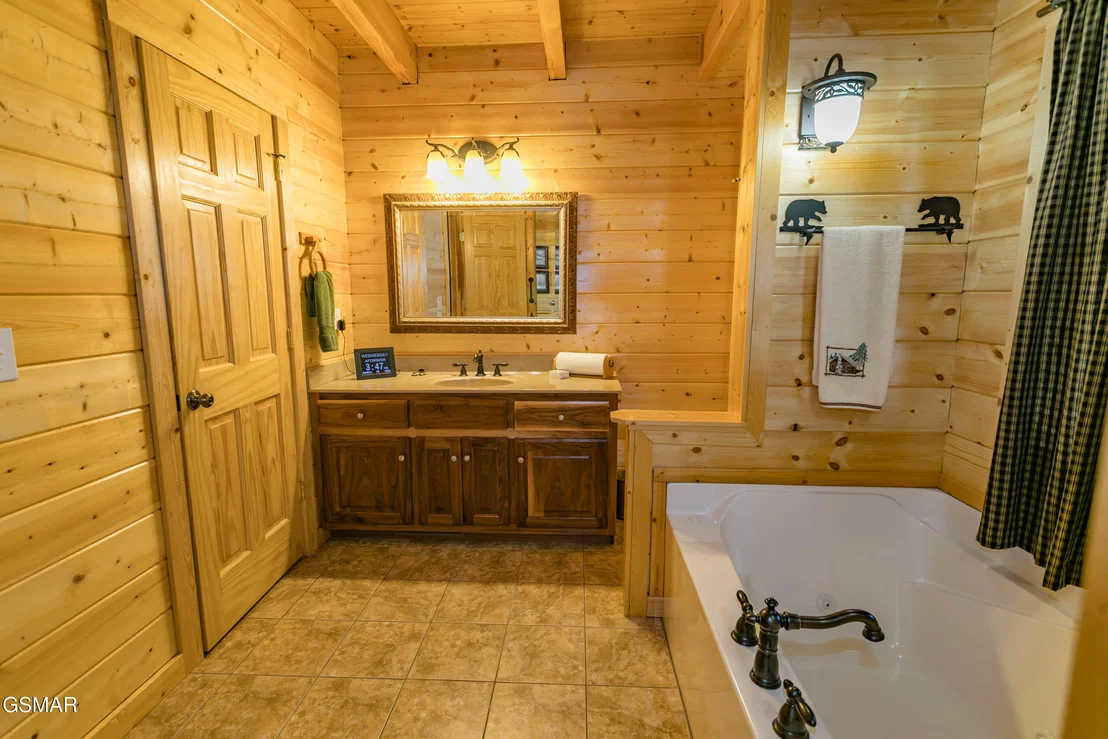 Photo of 3385 Clear Valley Drive