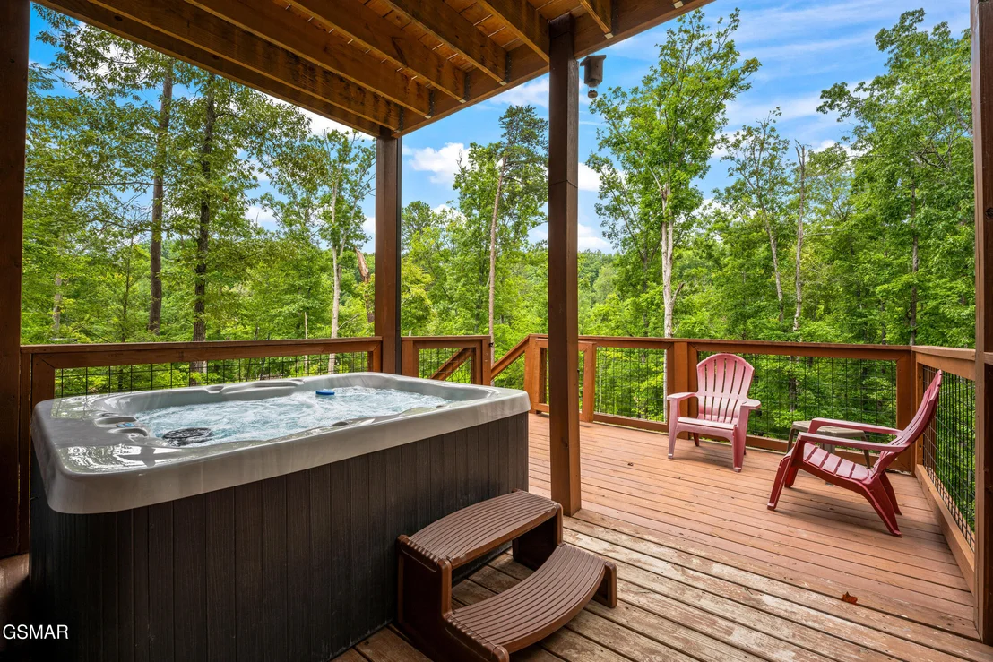 Photo of 1533 Bear Valley Road