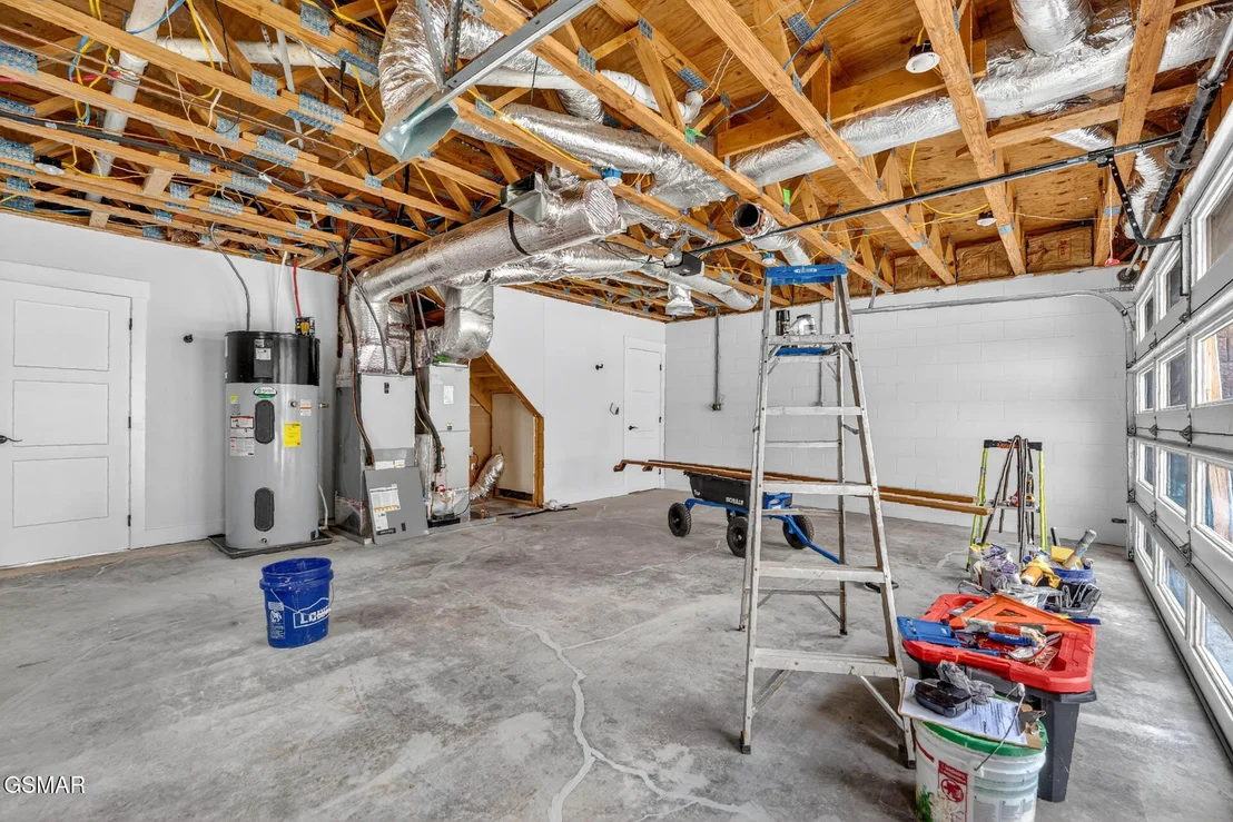 Photo of 1050 Briar Court