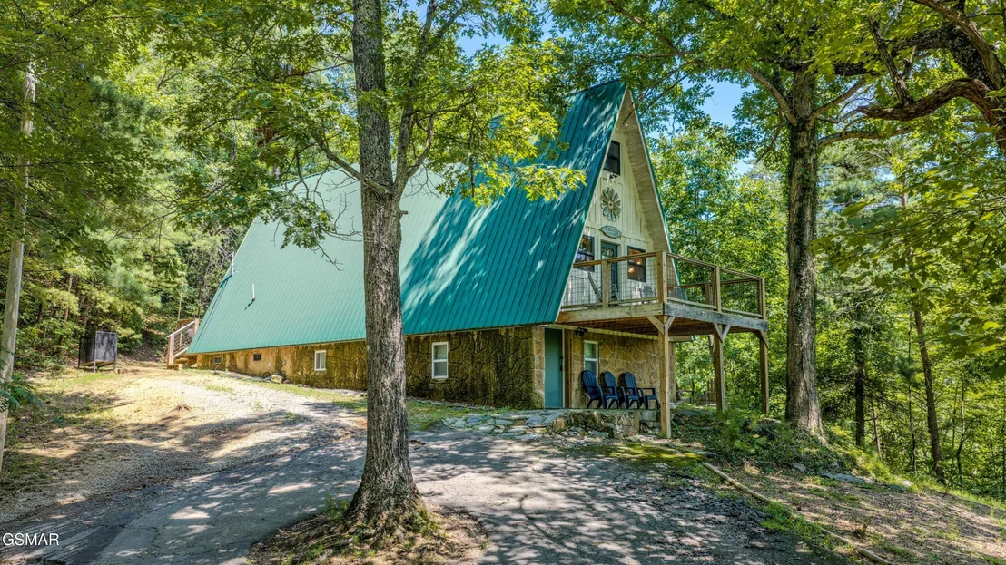 Photo of 1146 Pine Mountain Road