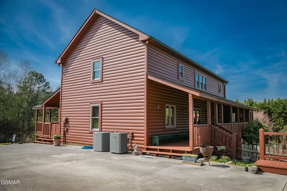 Photo of 3385 Clear Valley Drive