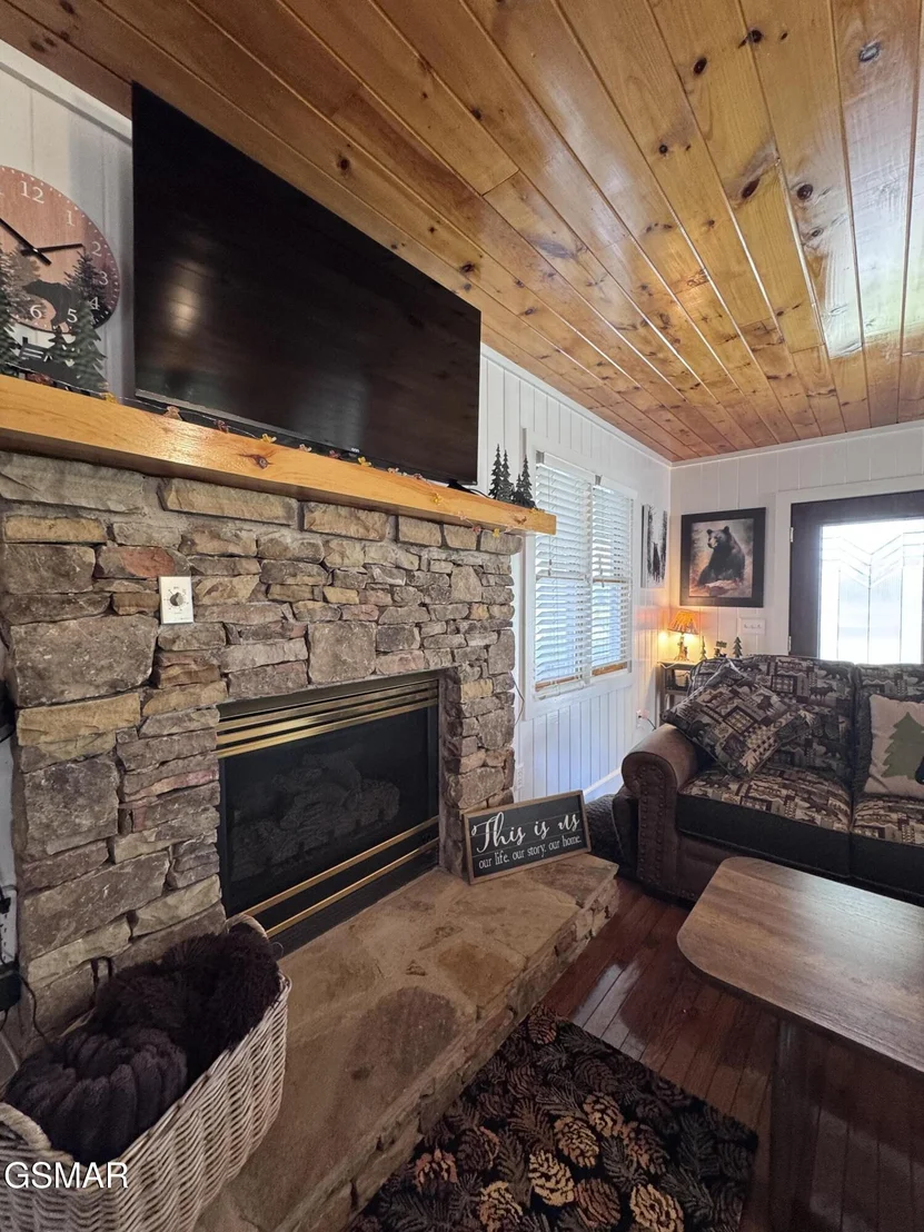 Photo of 424 Country Path Way