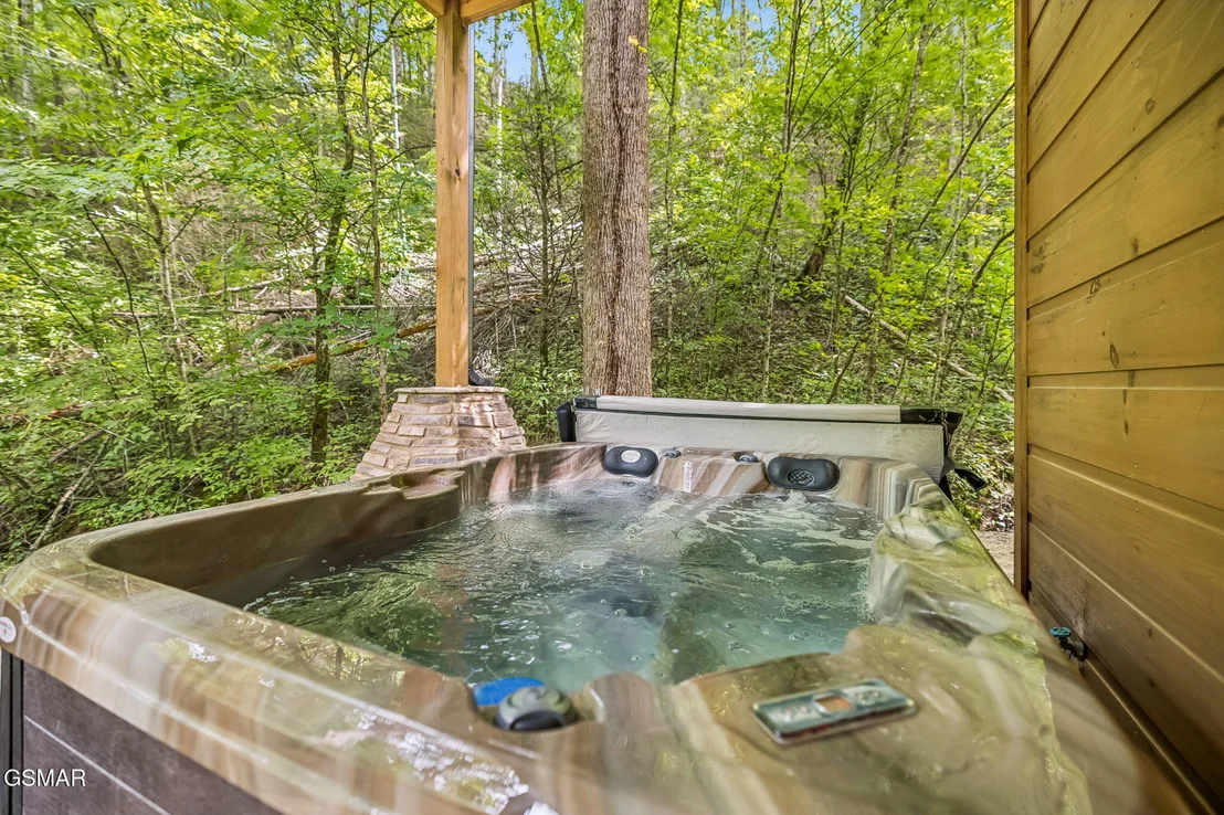 Photo of 1615 Bear Valley Road