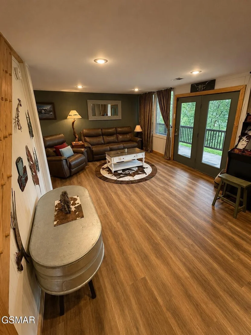 Photo of 3085 Perry Circle Road