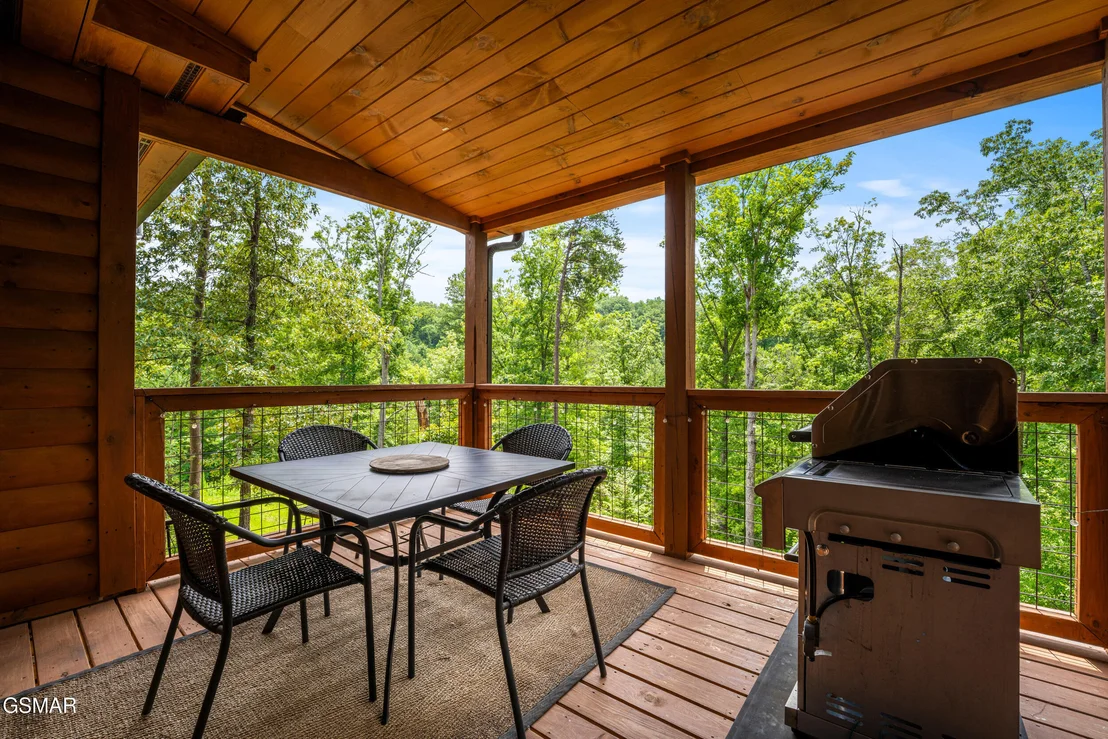 Photo of 1533 Bear Valley Road