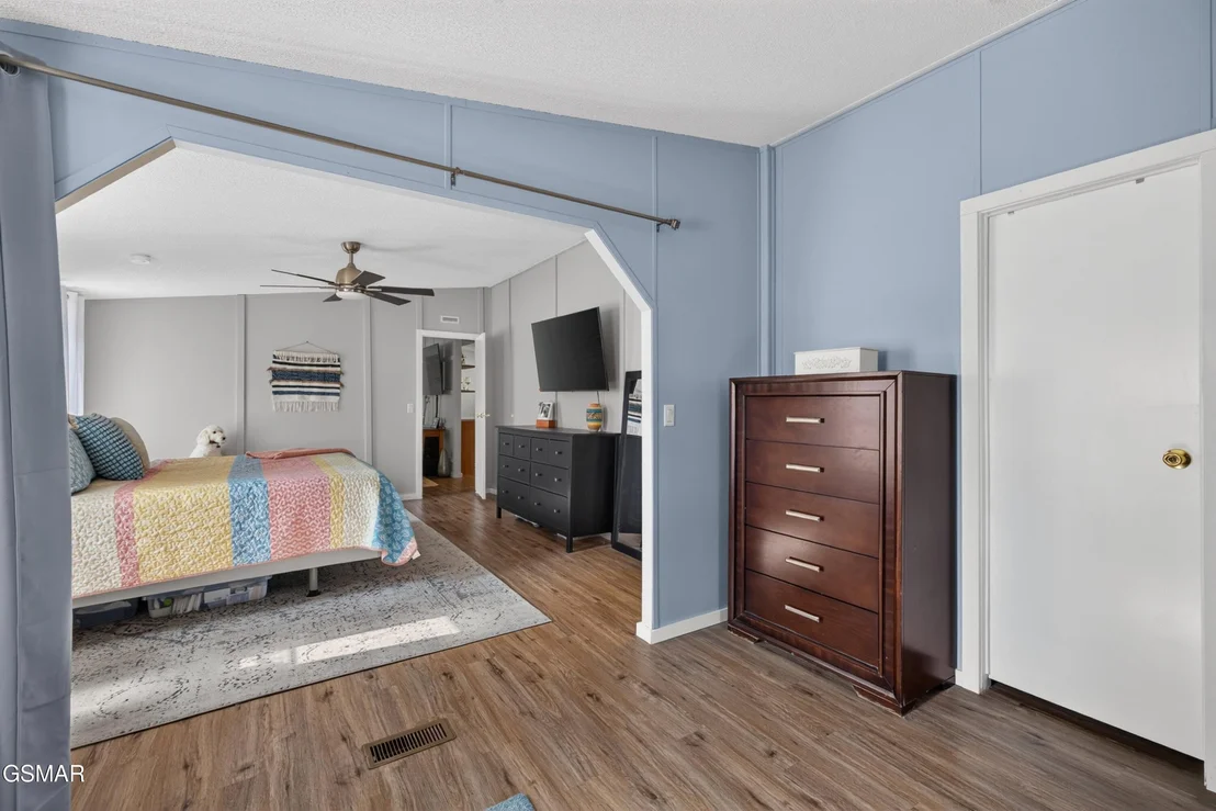 Photo of 267 Pine Ridge