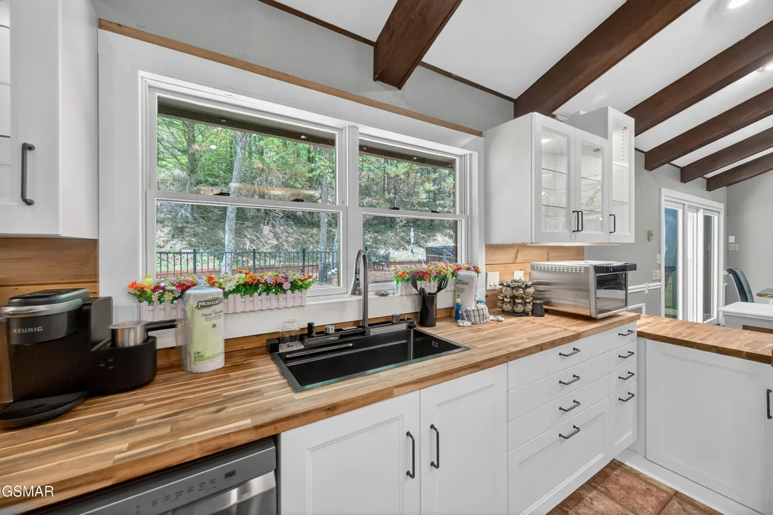 Photo of 2315 Headrick Lead