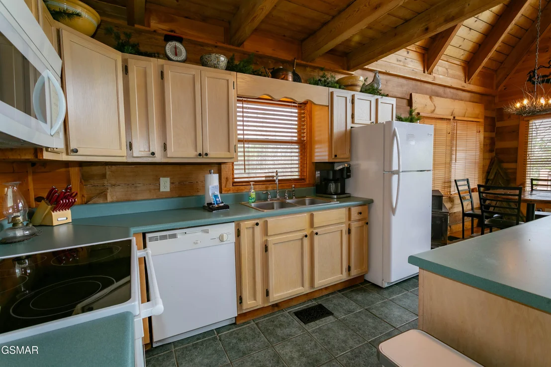 Photo of 3059 Perry Circle & Lot 11 Lane