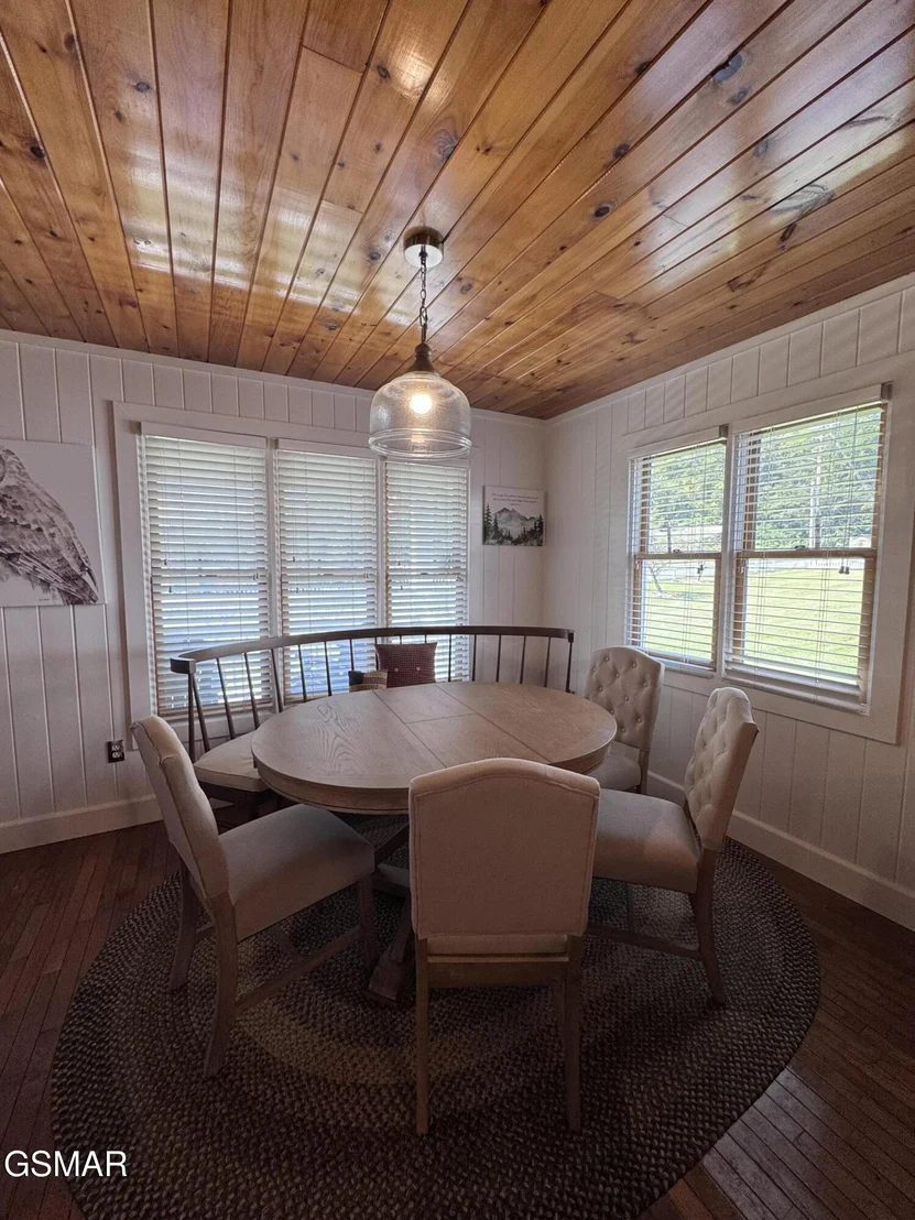 Photo of 424 Country Path Way