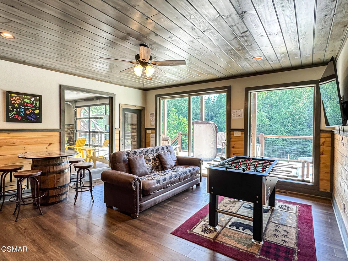Photo of 3036 Cloudburst Drive