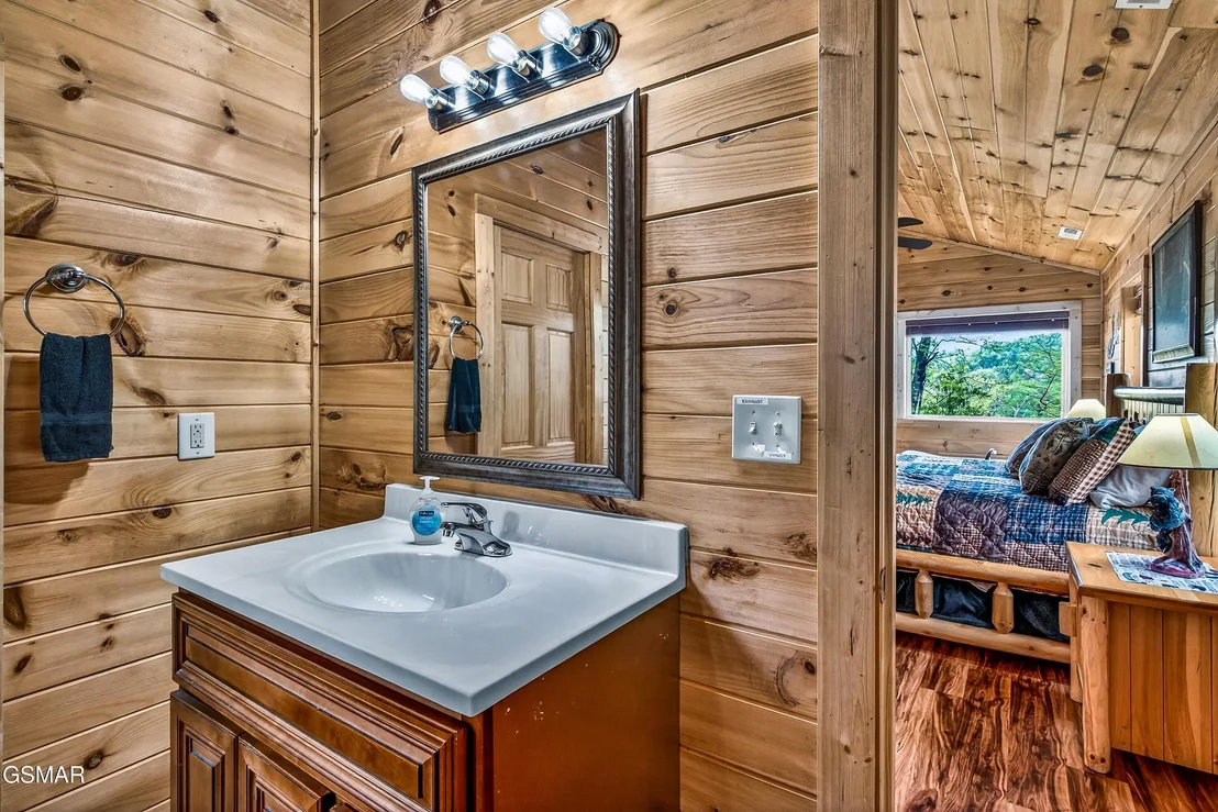 Photo of 3922 Valley View Drive